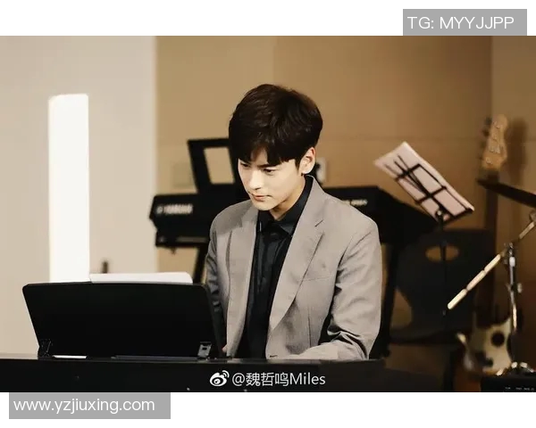 足球明星西装搭配时尚解析展现魅力与风格的完美结合